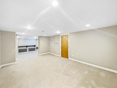 652 W Florence Rd, Freeport, IL 61032 photo 42
