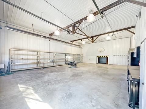 652 W Florence Rd, Freeport, IL 61032 photo 43