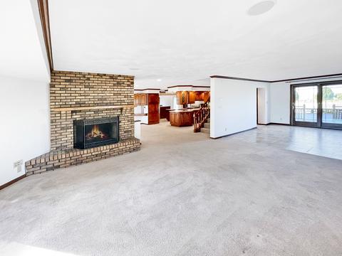652 W Florence Rd, Freeport, IL 61032 photo 15