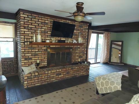 1990 E Old Pine Bluff Rd, Morris, IL 60450 photo 7