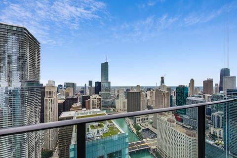 363 E Wacker Dr #1702, Chicago, IL 60601 photo 55