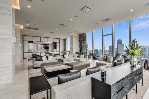 363 E Wacker Dr #1702, Chicago, IL 60601 photo 35