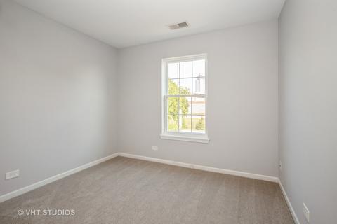 104 Millers Xing, Itasca, IL 60143 photo 7