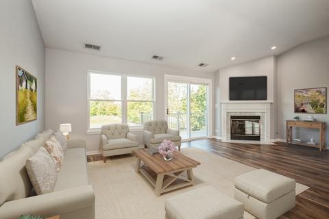 104 Millers Xing, Itasca, IL 60143 photo 2