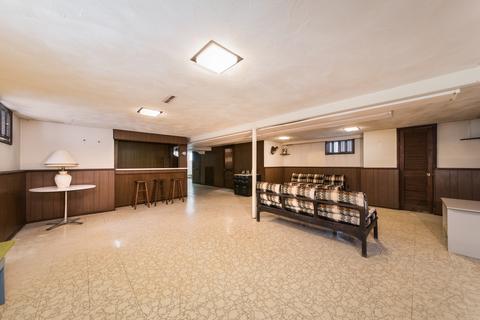 705 Howard Ave, Des Plaines, IL 60016 photo 14