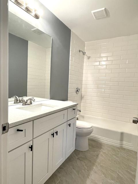 7517 Stickney Ave, Bridgeview, IL 60455 photo 9
