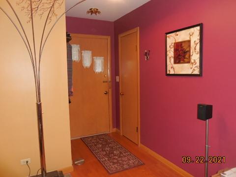 329 Hope Ct, Elgin, IL 60123 photo 10