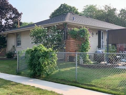 329 Hope Ct, Elgin, IL 60123 photo 3