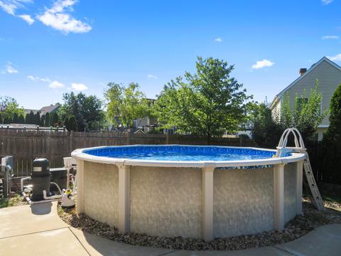 1398 Geneva Ct, Bartlett, IL 60103 photo 20