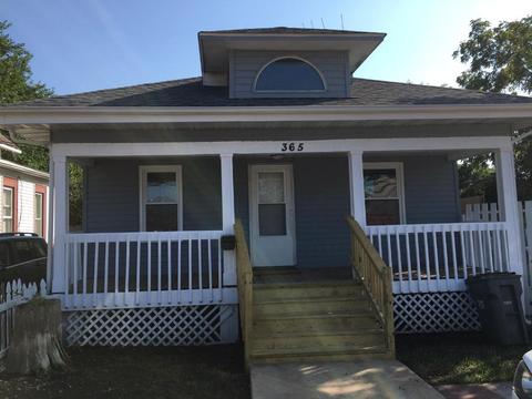 365 Hickory Pl, Elgin, IL 60120 photo 1