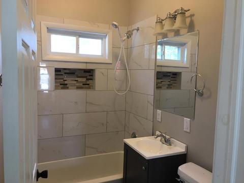 365 Hickory Pl, Elgin, IL 60120 photo 9