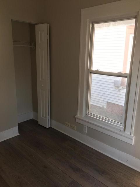 365 Hickory Pl, Elgin, IL 60120 photo 5
