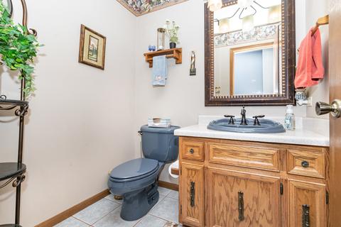 18254 Dejong Ln, Lansing, IL 60438 photo 8
