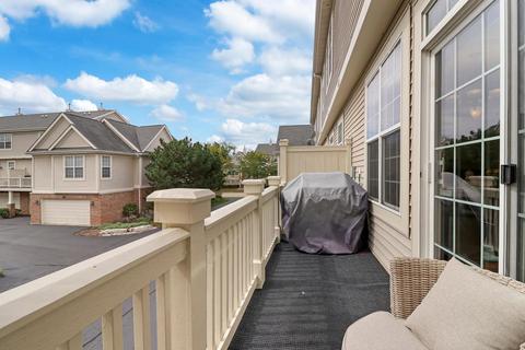 448 Bradbury Ln, Bartlett, IL 60103 photo 18