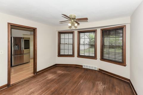 511 Wing Park Blvd, Elgin, IL 60123 photo 5