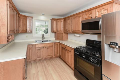 511 Wing Park Blvd, Elgin, IL 60123 photo 11