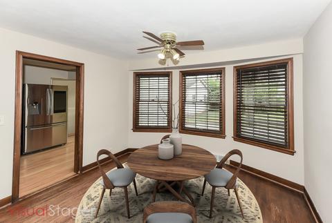 511 Wing Park Blvd, Elgin, IL 60123 photo 4