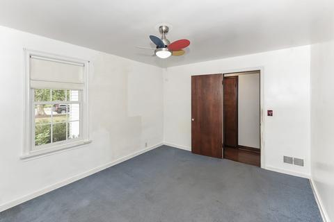 511 Wing Park Blvd, Elgin, IL 60123 photo 25