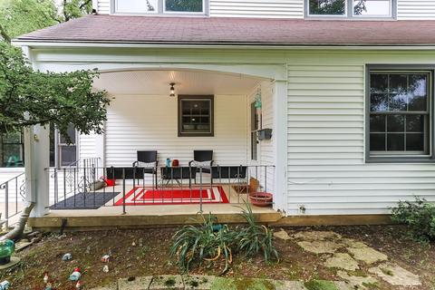 511 Wing Park Blvd, Elgin, IL 60123 photo 3