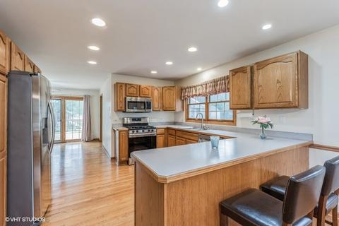 3509 Campbell St, Rolling Meadows, IL 60008 photo 4