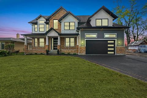 1303 Ardyce Ln, Mount Prospect, IL 60056 photo 2