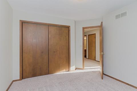 607 Carriage Hills Rd, Normal, IL 61761 photo 18