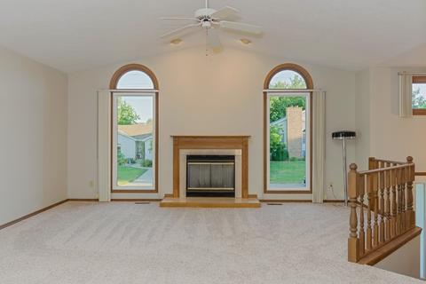 607 Carriage Hills Rd, Normal, IL 61761 photo 5