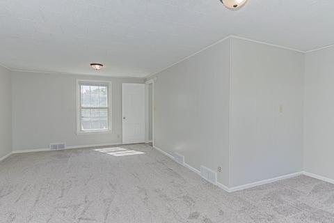 1301 E Oakland Ave, Bloomington, IL 61701 photo 23