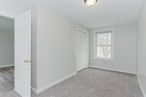 1301 E Oakland Ave, Bloomington, IL 61701 photo 17