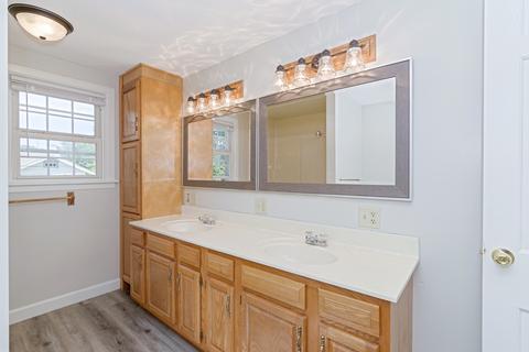 1301 E Oakland Ave, Bloomington, IL 61701 photo 28