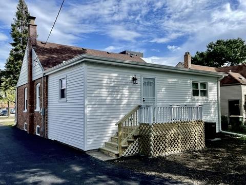 2324 S 9th Ave, Broadview, IL 60155 photo 2