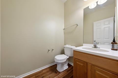 813 Brodhead Dr, Aurora, IL 60504 photo 7