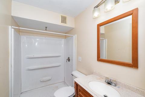 384 S Edison Ave, Elgin, IL 60123 photo 14