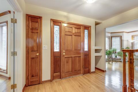 4110 Jody Ct, Rolling Meadows, IL 60008 photo 3