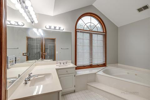 4110 Jody Ct, Rolling Meadows, IL 60008 photo 20