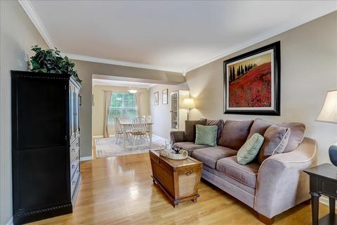 6174 Golfview Dr, Gurnee, IL 60031 photo 5