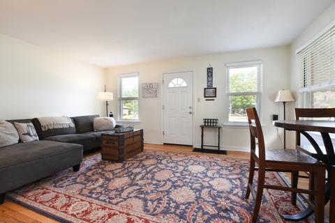 9401 Jackson Ave, Brookfield, IL 60513 photo 5