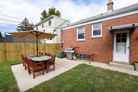 9401 Jackson Ave, Brookfield, IL 60513 photo 20
