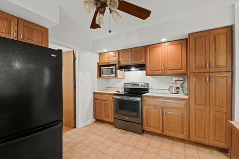 1908 Augusta Dr, Champaign, IL 61821 photo 11