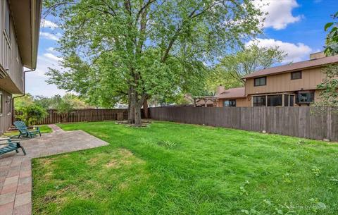 585 E Devon Ave, Roselle, IL 60172 photo 27