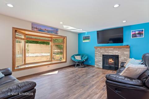 844 Kent Cir, Bartlett, IL 60103 photo 6