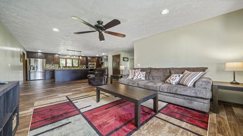 225 S Wooster St, Capron, IL 61012 photo 6