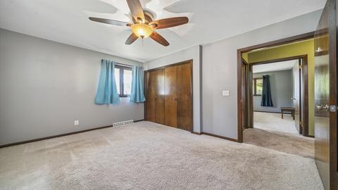 225 S Wooster St, Capron, IL 61012 photo 15