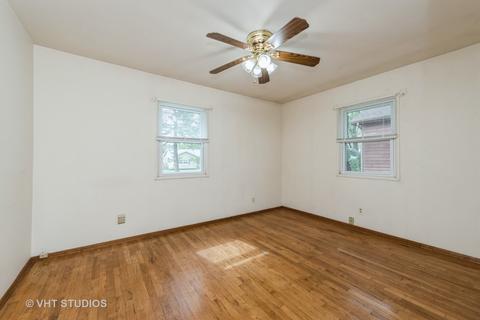 4516 Parkway Ave, Mchenry, IL 60050 photo 11