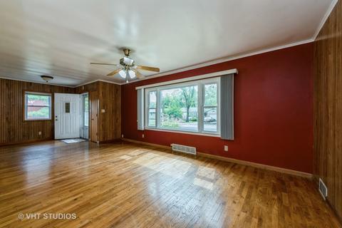 4516 Parkway Ave, Mchenry, IL 60050 photo 2