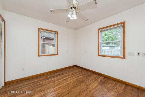 4516 Parkway Ave, Mchenry, IL 60050 photo 9