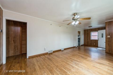 4516 Parkway Ave, Mchenry, IL 60050 photo 3