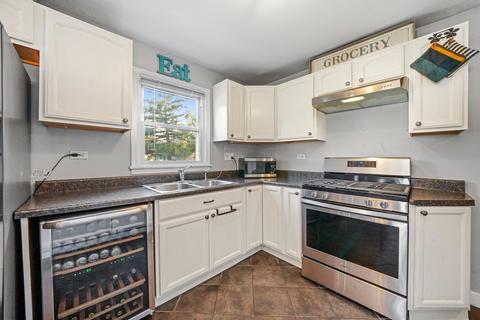 1218 Meyer St, Elgin, IL 60123 photo 3