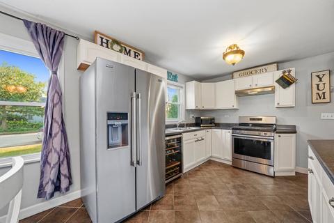 1218 Meyer St, Elgin, IL 60123 photo 5