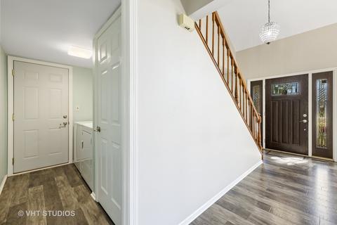 682 Heather Ln, Bartlett, IL 60103 photo 23